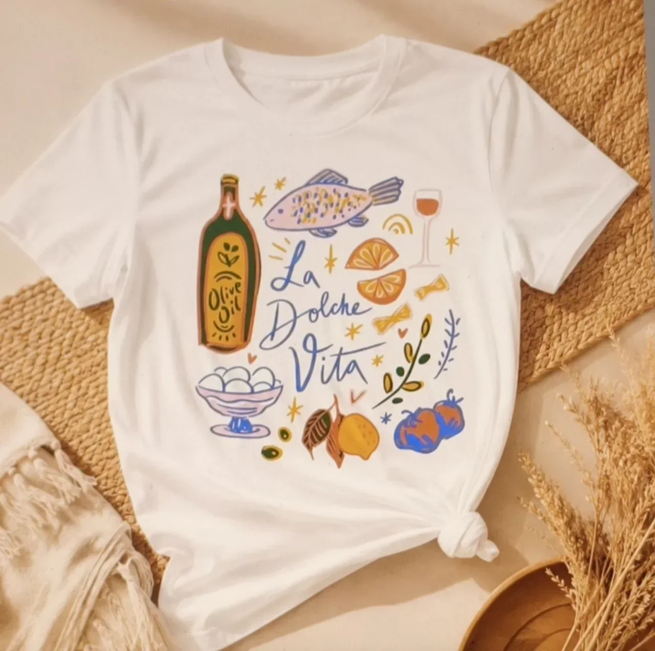 Maglietta bianca con stampa personalizzata